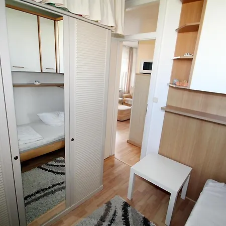 Q06-007 Apartamento *